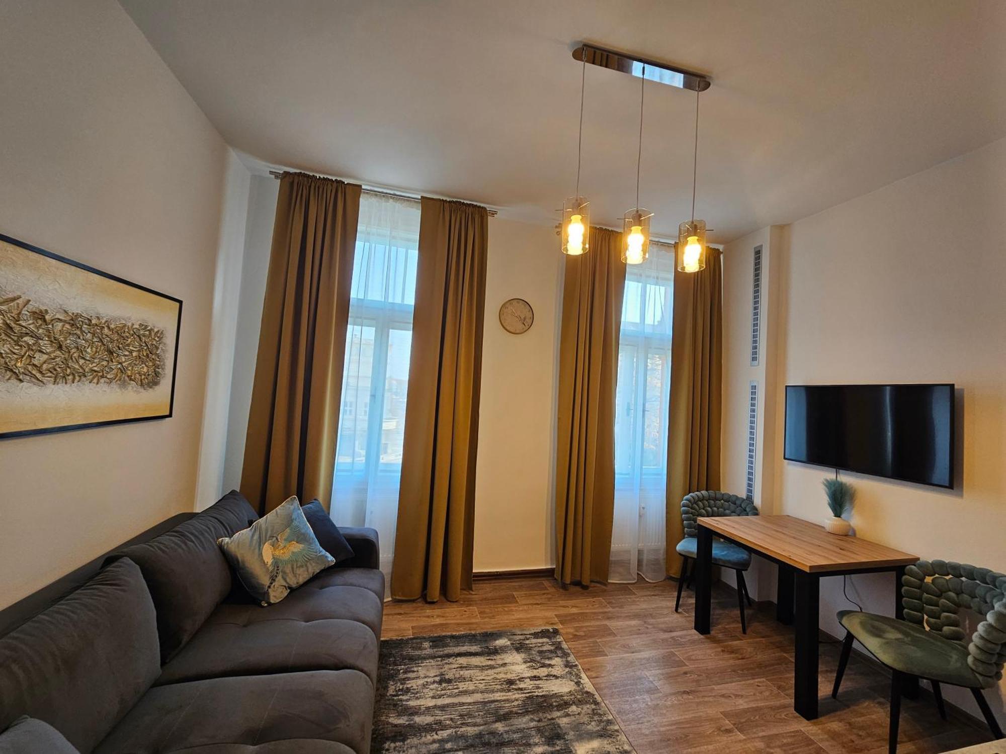 Moderni V Centru Pardubic - Netflix, Wi-fi Zdarma Apartment